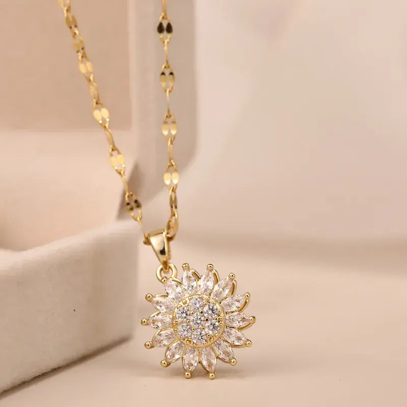 Double-Layer Rotatable Sunflower Necklace