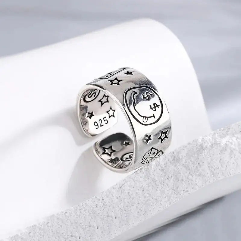 Personality Smile Face Finger Ring